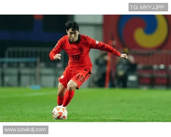 南京足球队荣登足球战术排行榜第二名展现强大实力与潜力 南京足球队荣登足球战术排行榜第二名展现强大实力与潜力